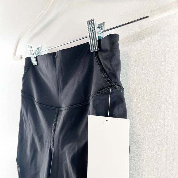 Lululemon Base Pace High Rise Bike Shorts 8" Black 4 NWT - Picture 13 of 15